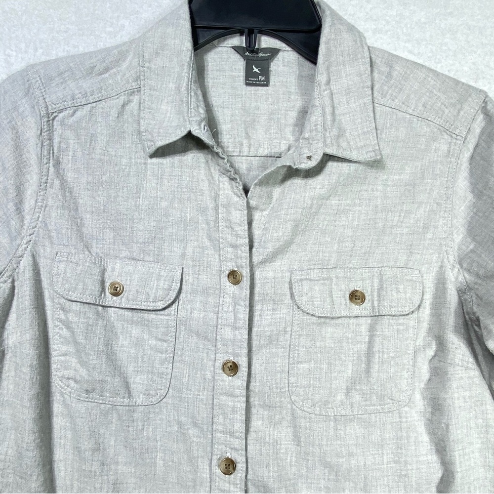Eddie Bauer Button Down Shirt Womens PM Gray Collared Long Sleeve Pockets Casual - Picture 4 of 16